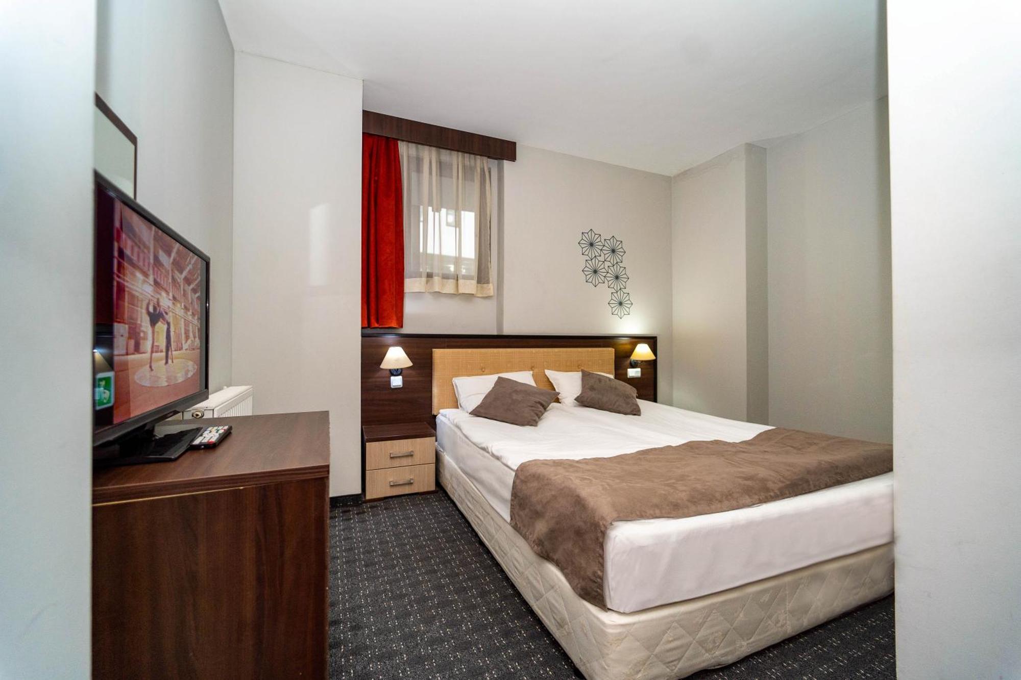 Hotel Mpm Guinness 4*